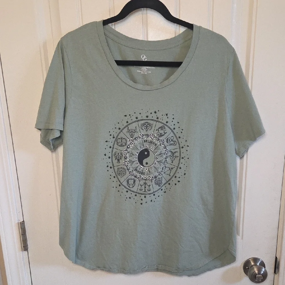 Zodiac Yin Yang Rhinestone Believe Dream 100% Cotton Light Green Tshirt - Picture 3 of 6